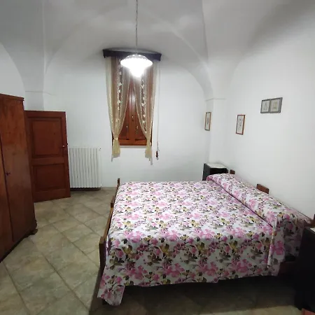 בית נופש Piscuddu House אנדרנו